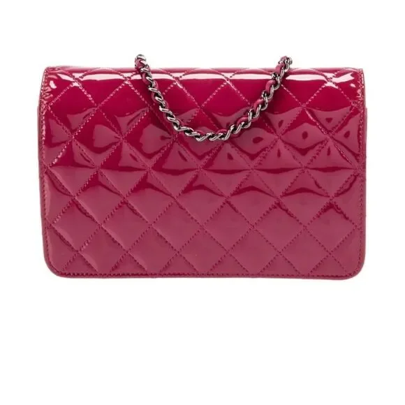 Auth Chanel Brilliant Pink Quilted Patent Leather Wallet on Chain (WOC) Clutch - Picture 3 of 16